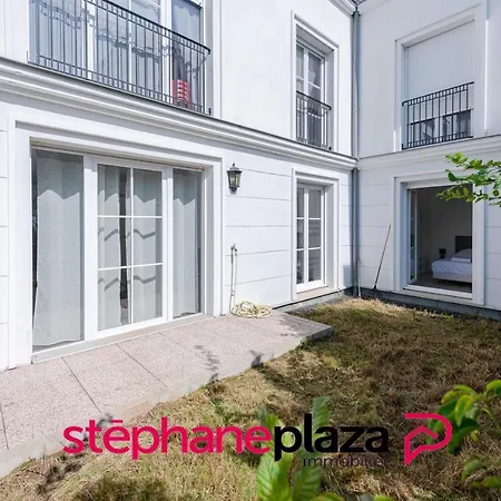 Apartmán Plaza Vasco 01 *